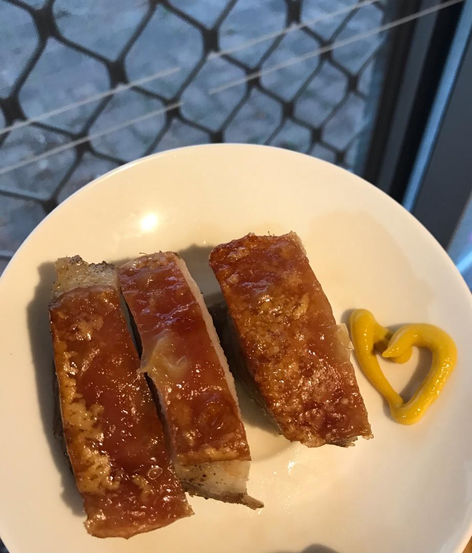 粤菜招牌【金黄脆皮烧腩仔】/脆皮烧肉