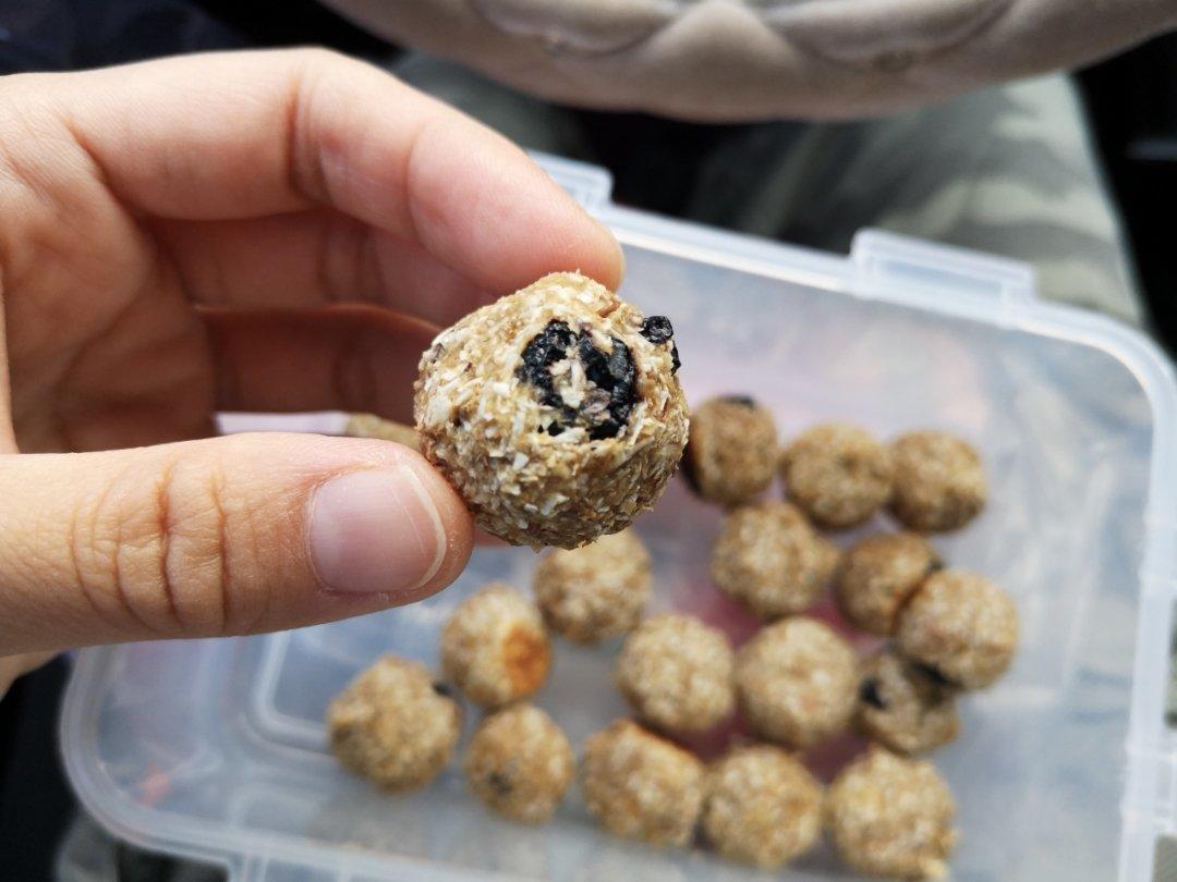 低脂香蕉燕麦球