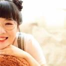 身后有个大美妞