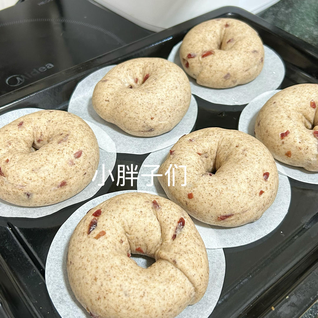 给减肥瘦身党 无糖无油蔓越莓全麦贝果