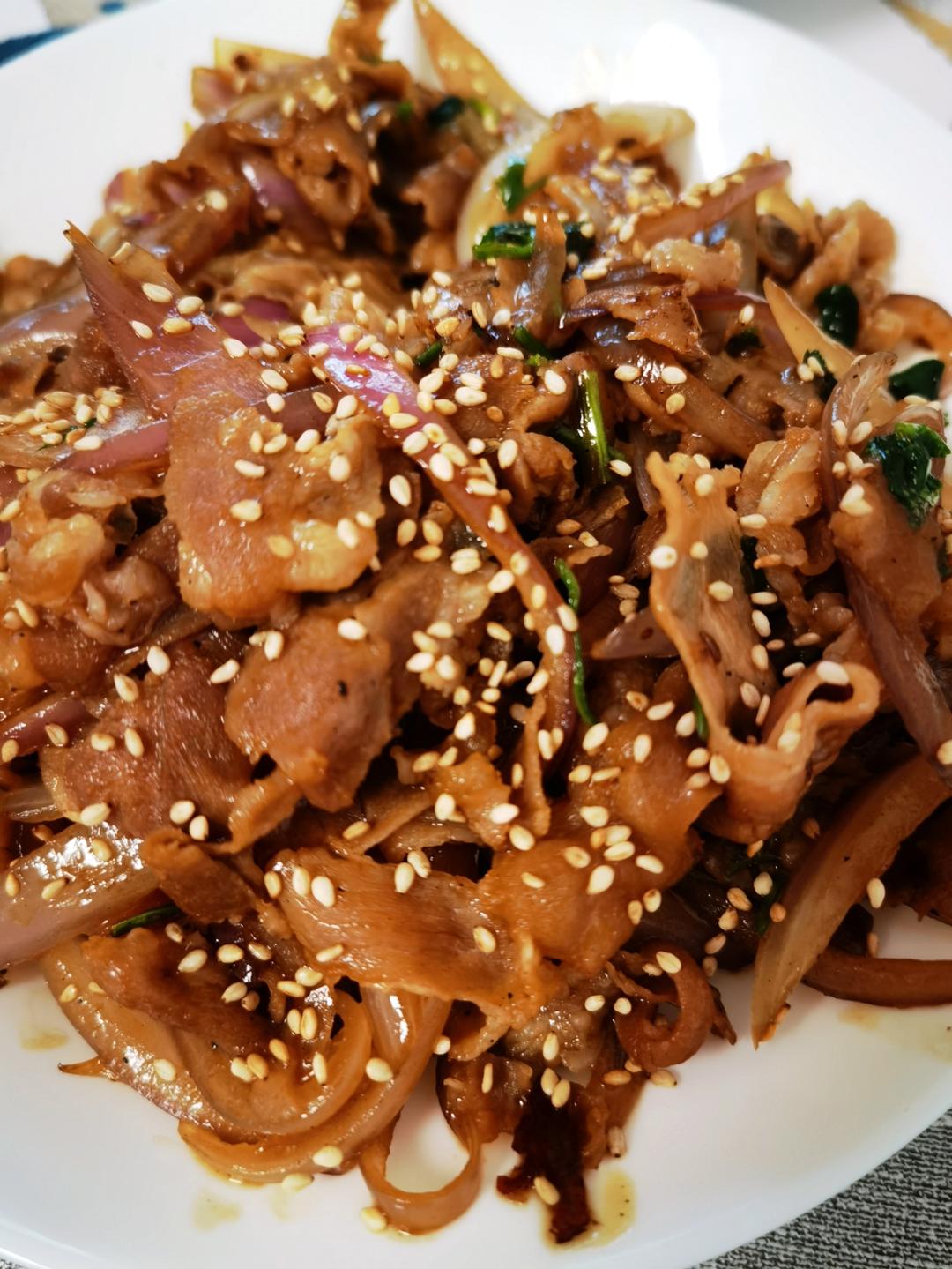 🔥浓浓烧烤味❗️㊙️快手葱爆孜然羊肉片