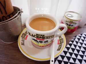 正宗港式丝袜奶茶-史上最强最详细的食谱！新增拉茶视频😍奶香茶靓！的做法 步骤11