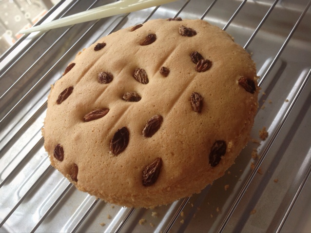 小姐猫吗做的6寸海绵蛋糕