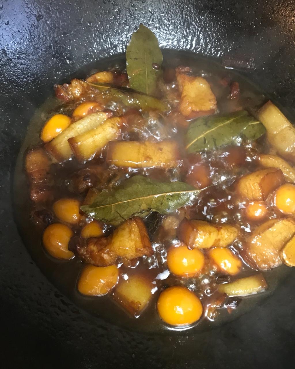 其实也不是很难的红烧肉烧蛋