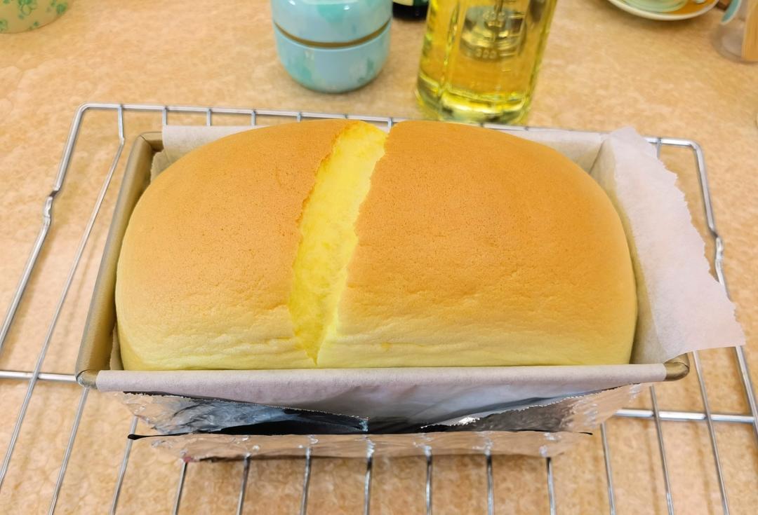 堪比柯基屁股
爆浆芝士🧀古早蛋糕