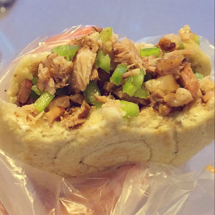 腊汁肉夹馍