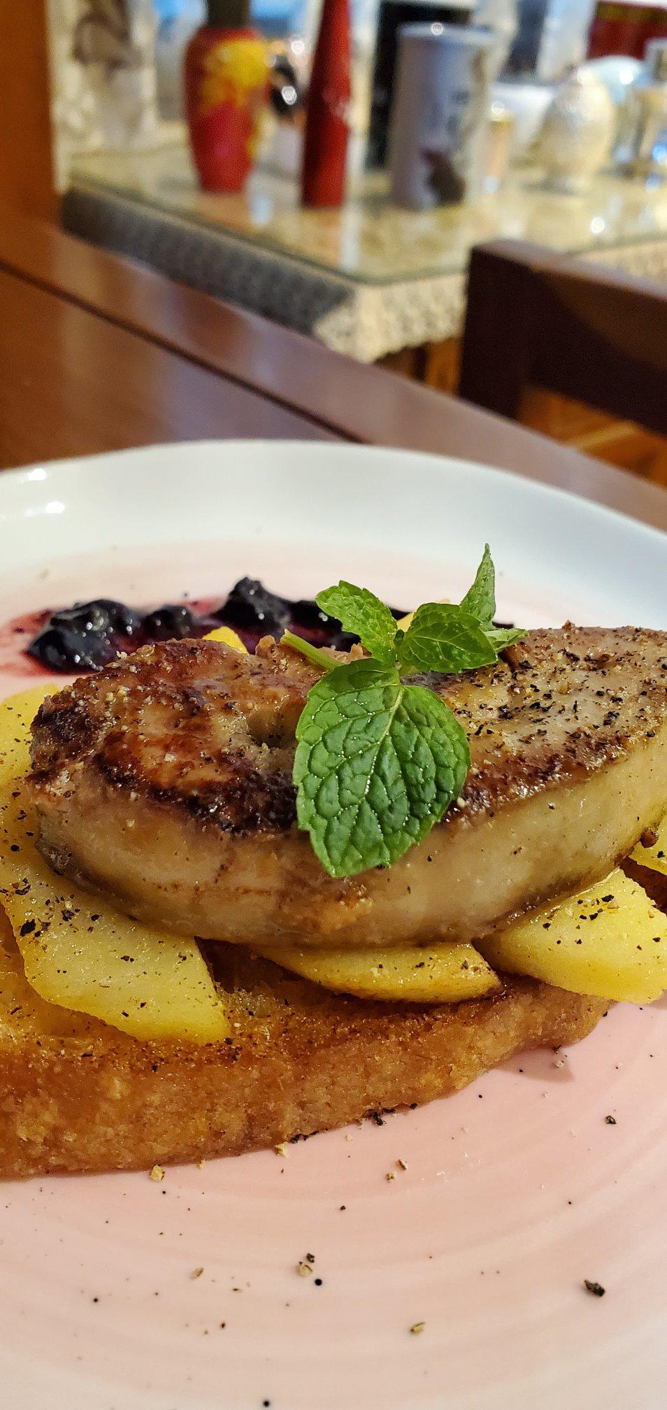 【法式煎鹅肝】只需轻松几步就能做出美味高颜值的法式煎鹅肝