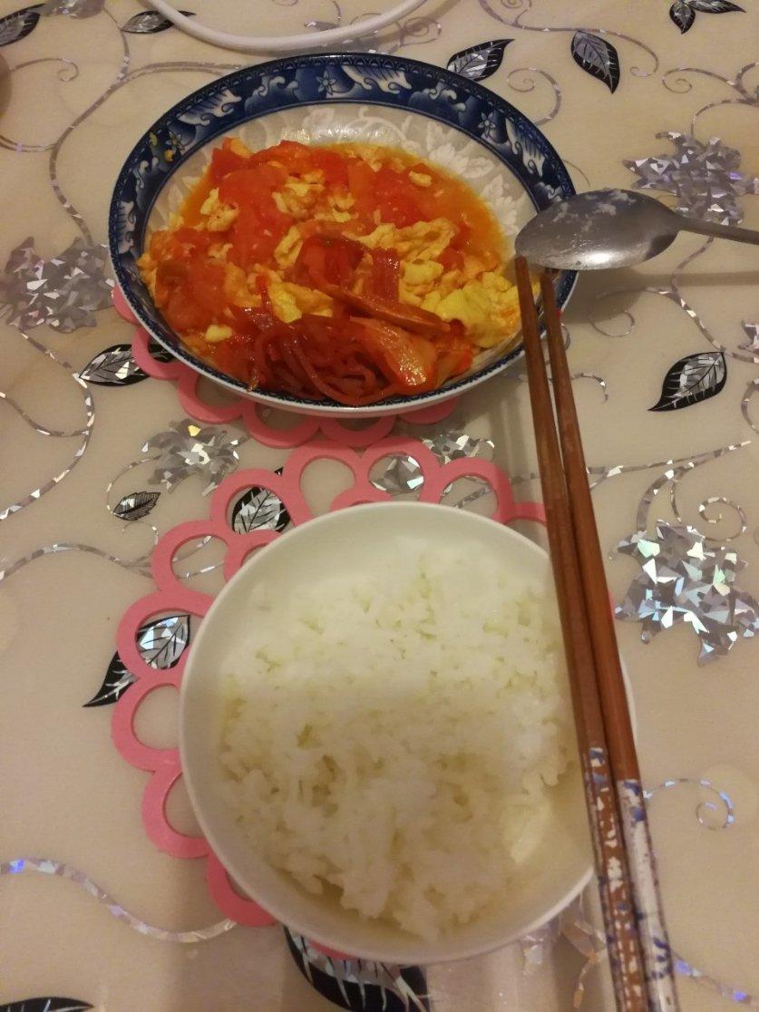 西红柿炒鸡蛋时，多加这一步，鸡蛋香嫩又入味