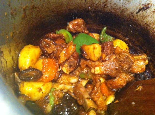土豆烧排骨