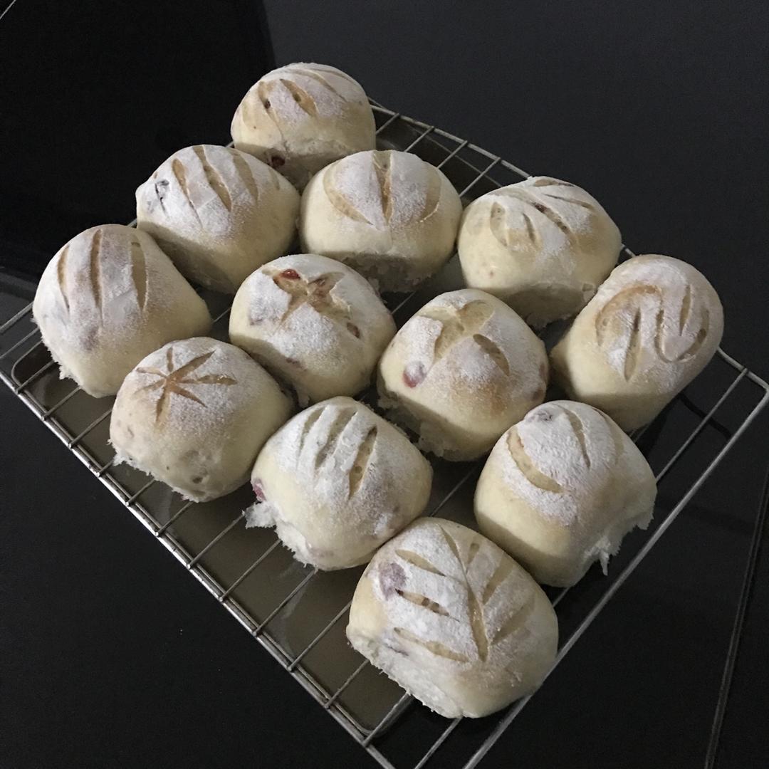 草莓蜂蜜软欧