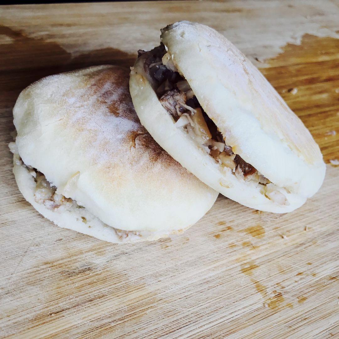 腊汁肉夹馍
