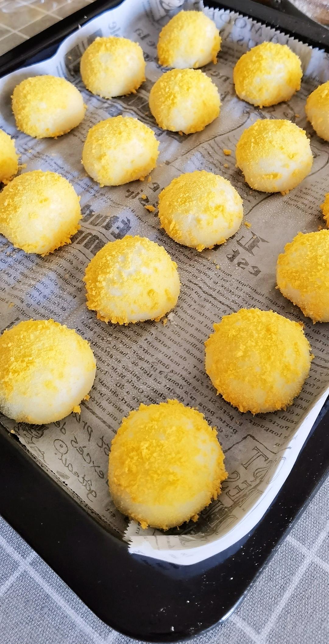 一口一个❗️巨好吃‼️「拉丝」黄金芝士肉松面包