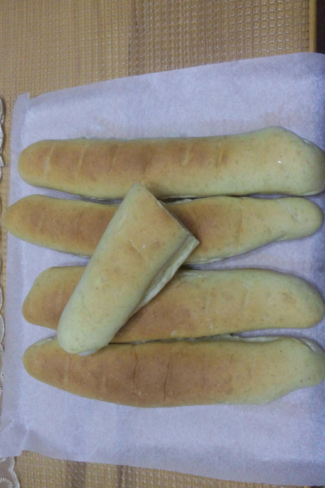 全麦松软小面包