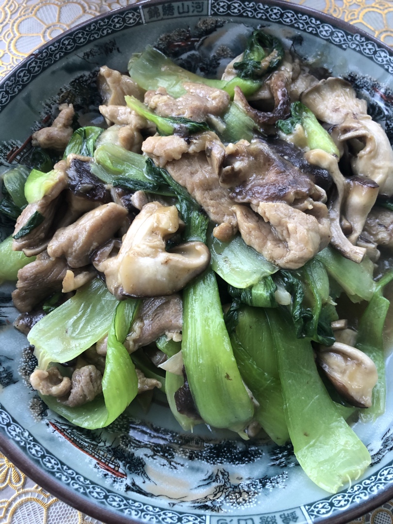 香菇油菜炒肉