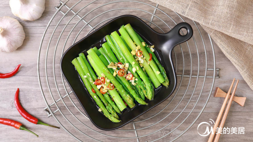 鲜味油淋芦笋