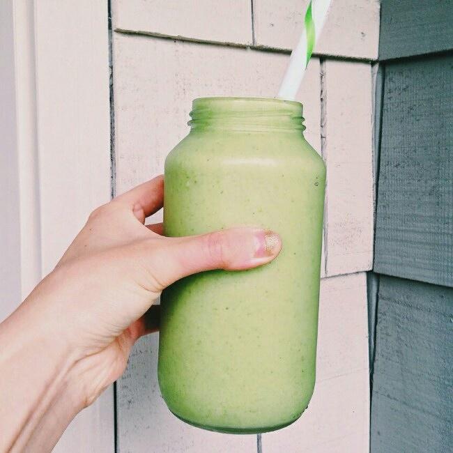 [♥健康早餐♥]绿奶昔 green smoothie version 1的做法