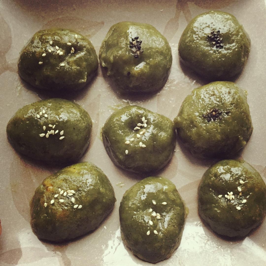 做一枚安静的网红青团