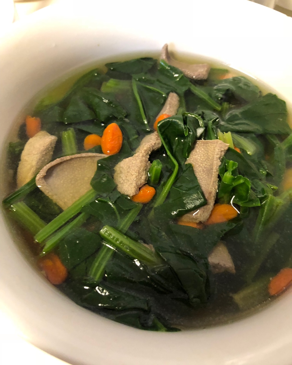 菠菜猪肝汤