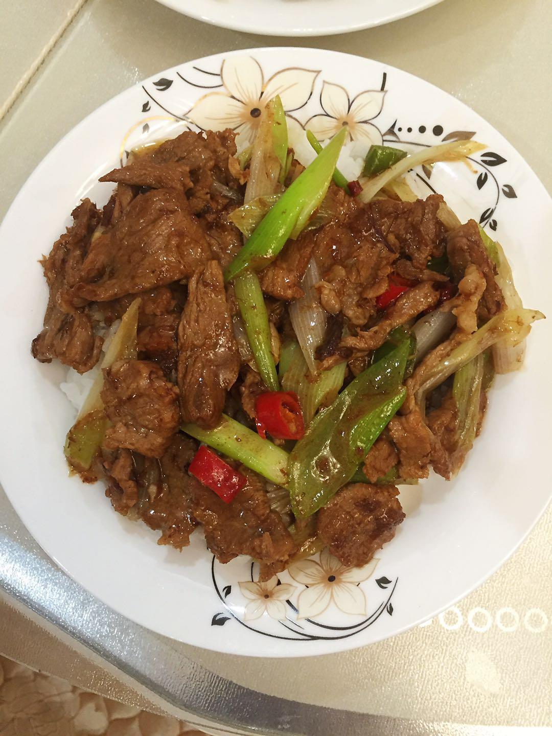 葱爆羊(牛)肉