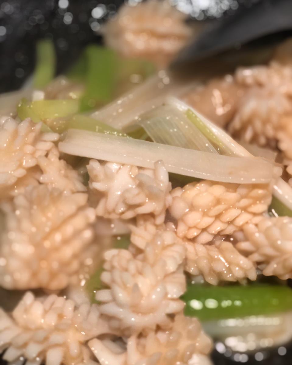 清炒墨鱼花（视频）