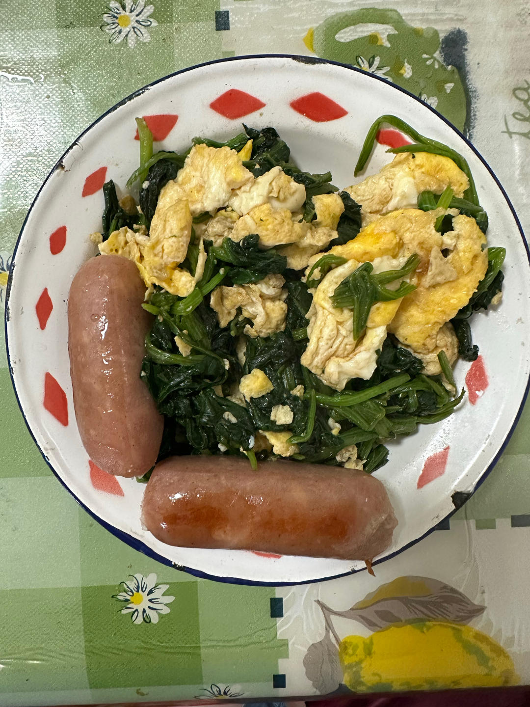 菠菜炒鸡蛋