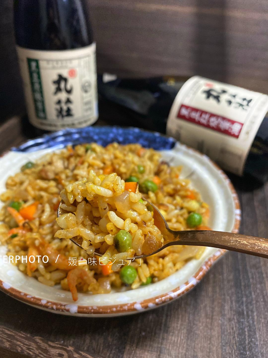 冷饭变样吃-三鲜炒饭