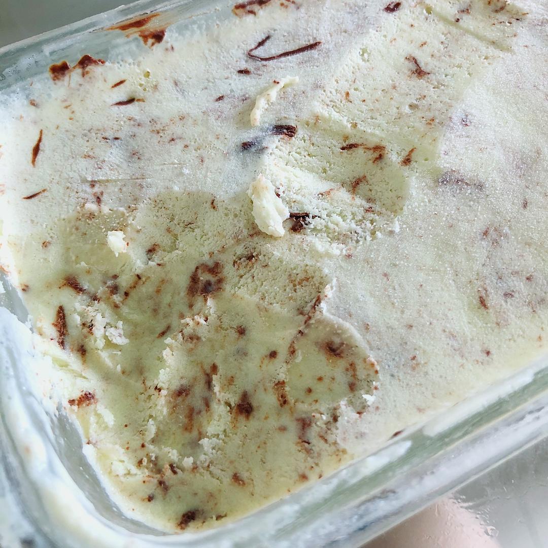 抹茶薄荷巧克力冰淇淋