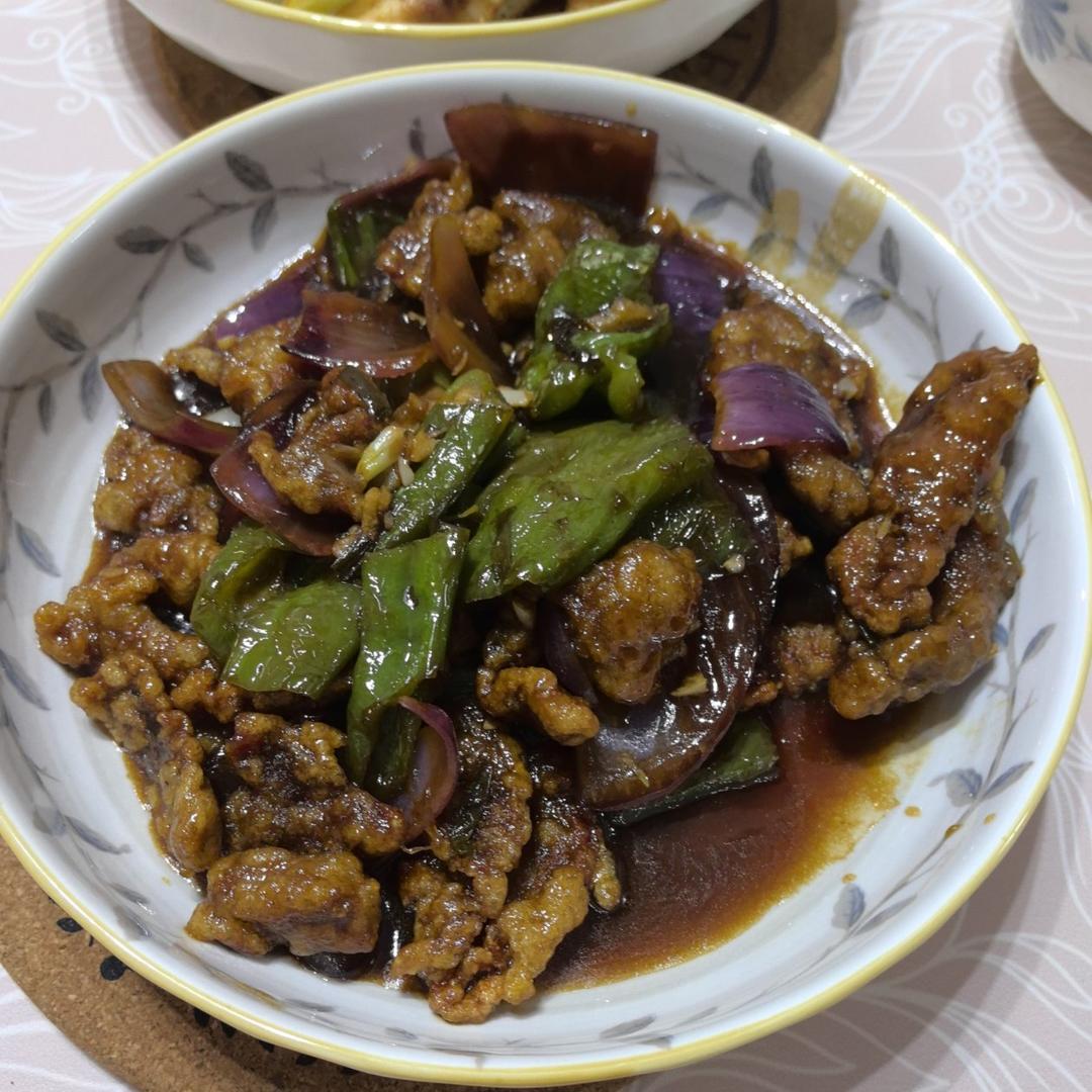 溜肉段，熘肉段（晶莹透亮外脆里嫩）