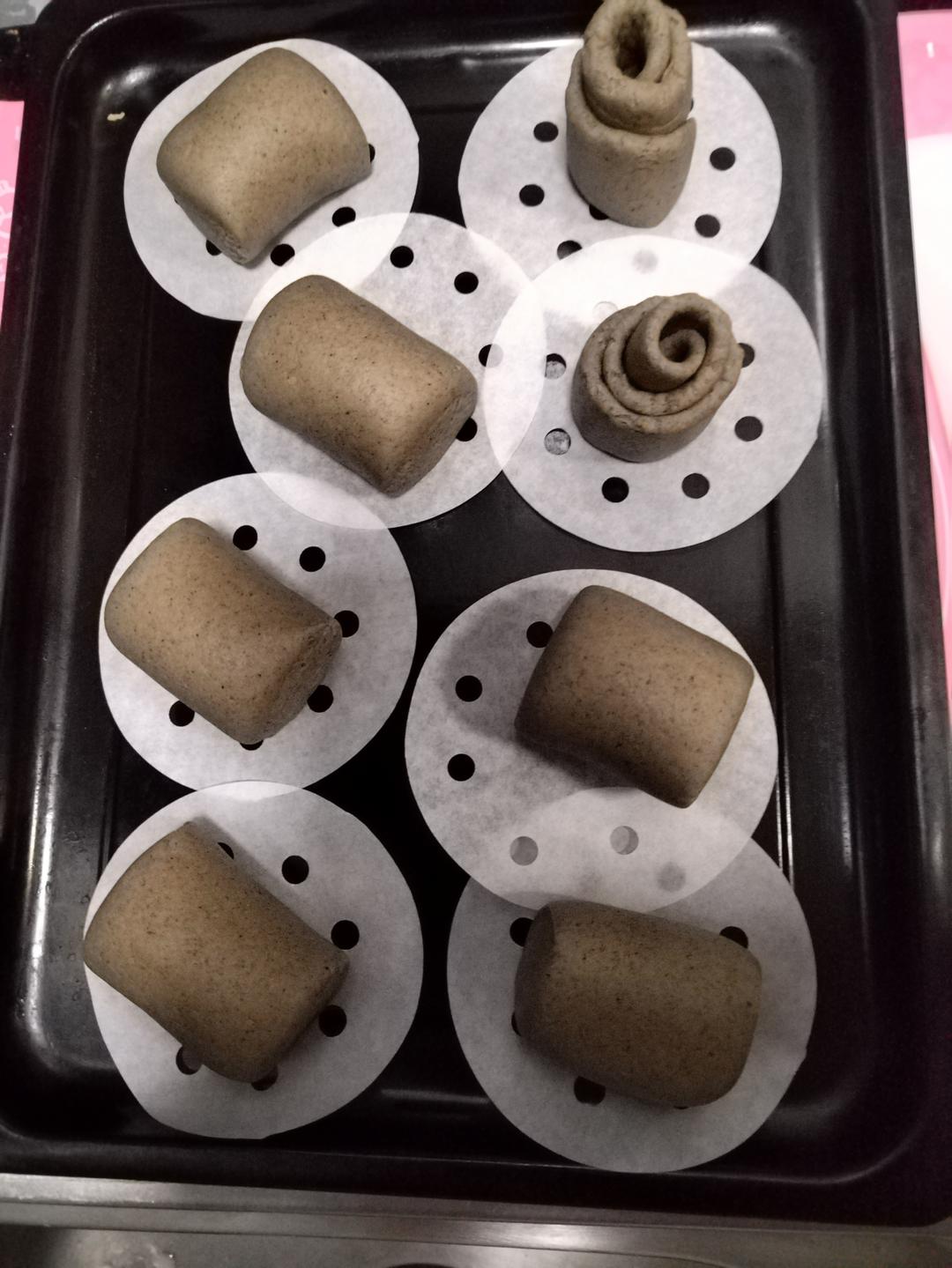 黑芝麻酱馒头