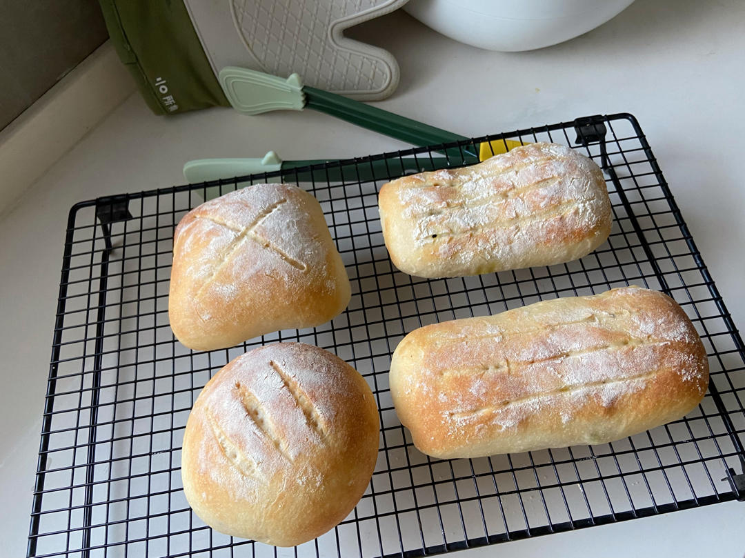 恰巴塔面包  Ciabatta