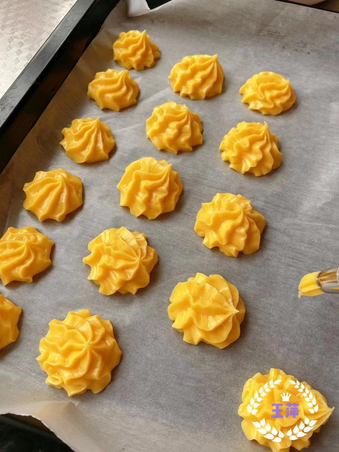 简单易成功的奶油小泡芙做法