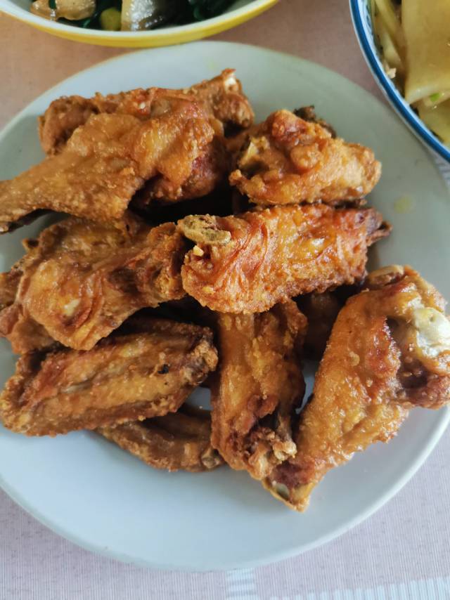 香酥炸鸡翅