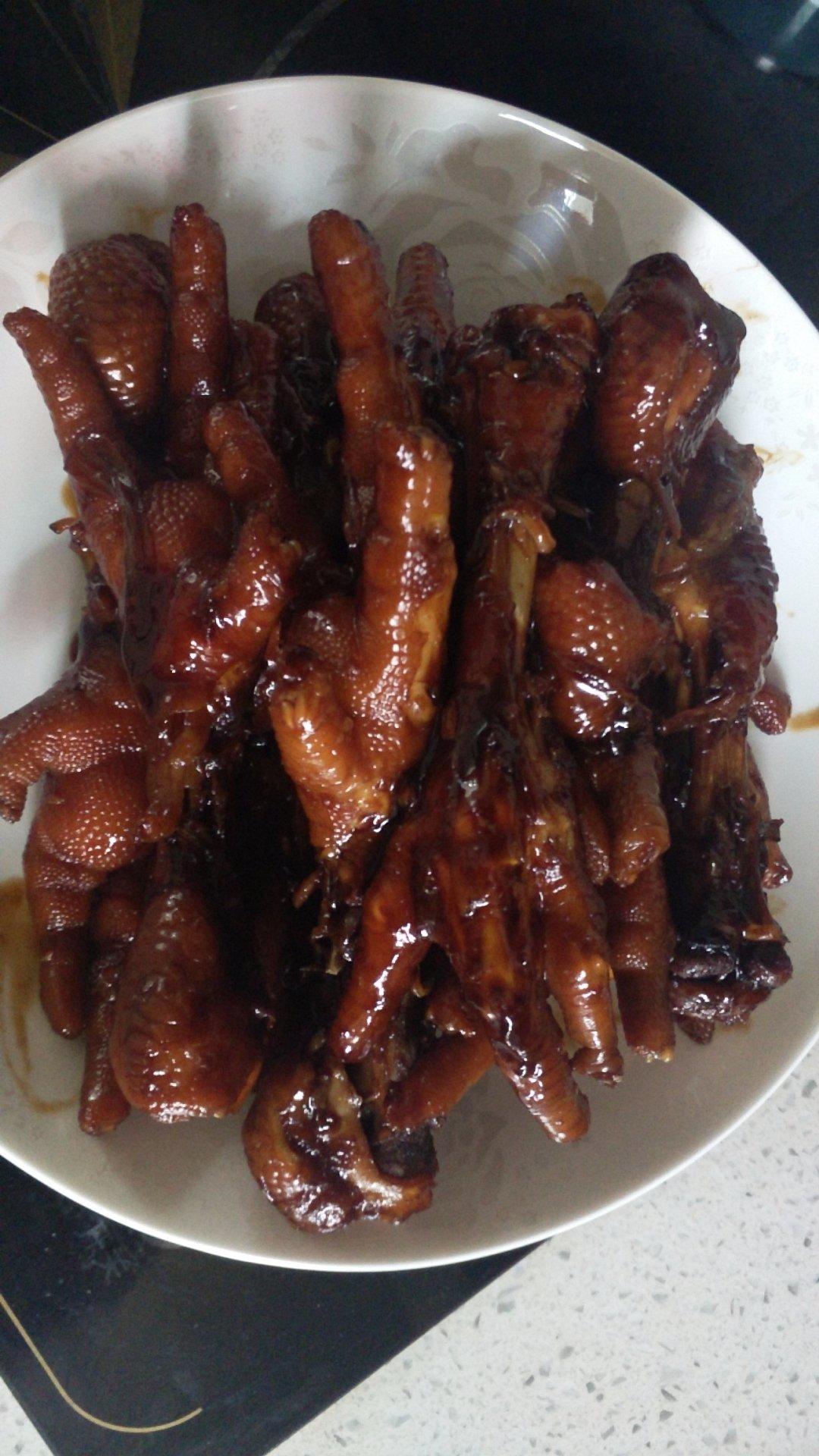 酱鸡爪子