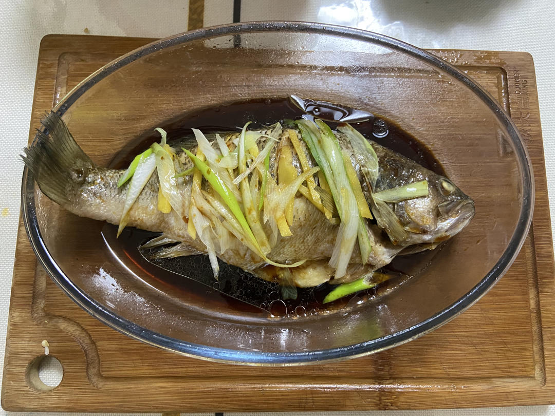 清蒸鲈鱼