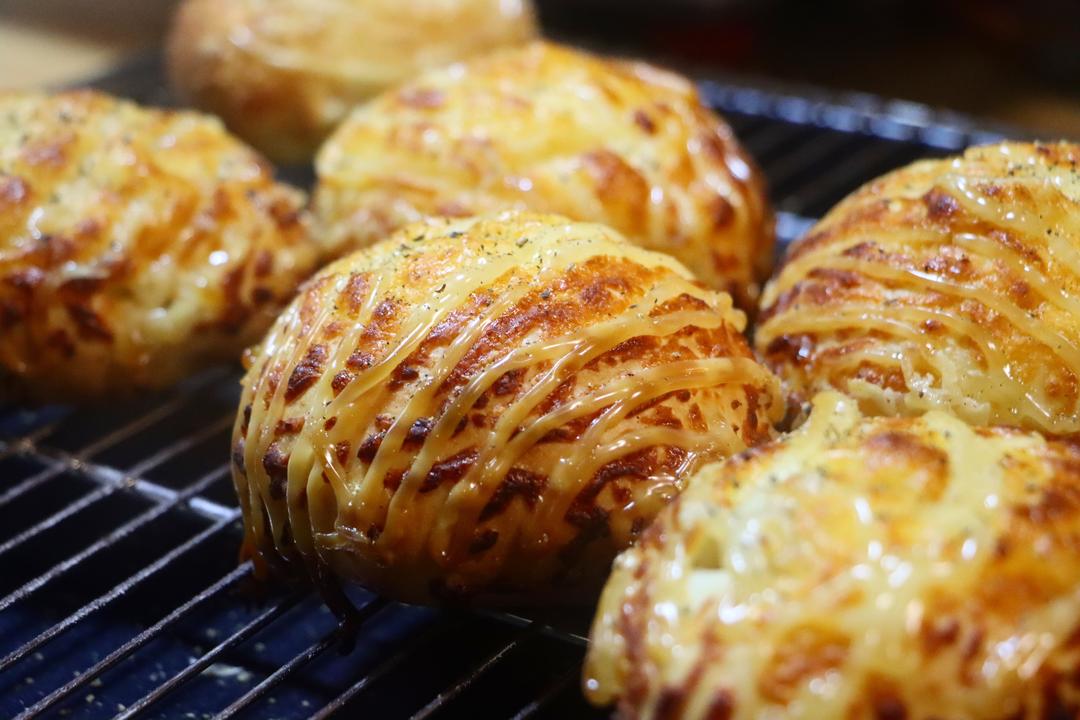 “独家蔬菜料理面包土豆藕丁”