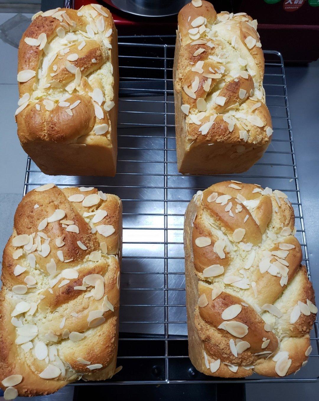杏仁奶油吐司