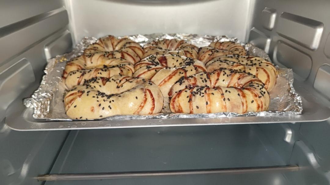 （手揉水合法）卷卷红豆面包🥯🥯（不需手套膜）