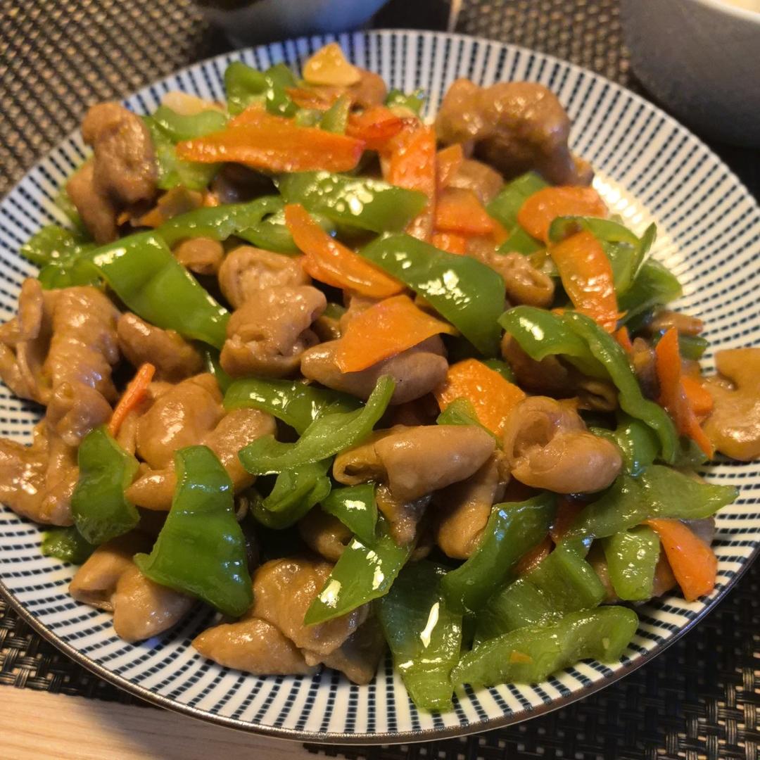 尖椒肥肠，不油不腻及挑尖椒秘方