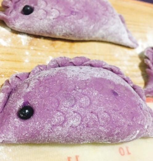 年年有余(鱼)之【彩色小鱼饺子的包法】