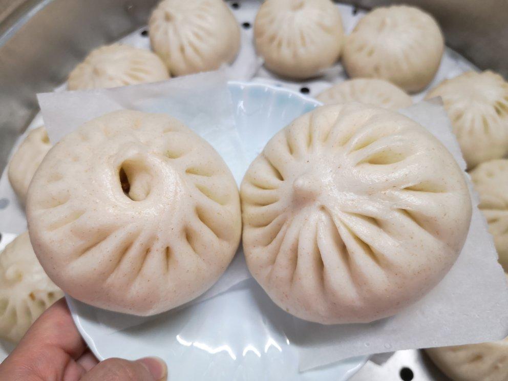 手把手教你捏出漂亮的包子褶（ 附小视频）