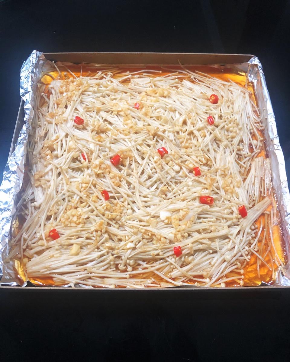 蒜蓉烤金针菇（烤箱版）