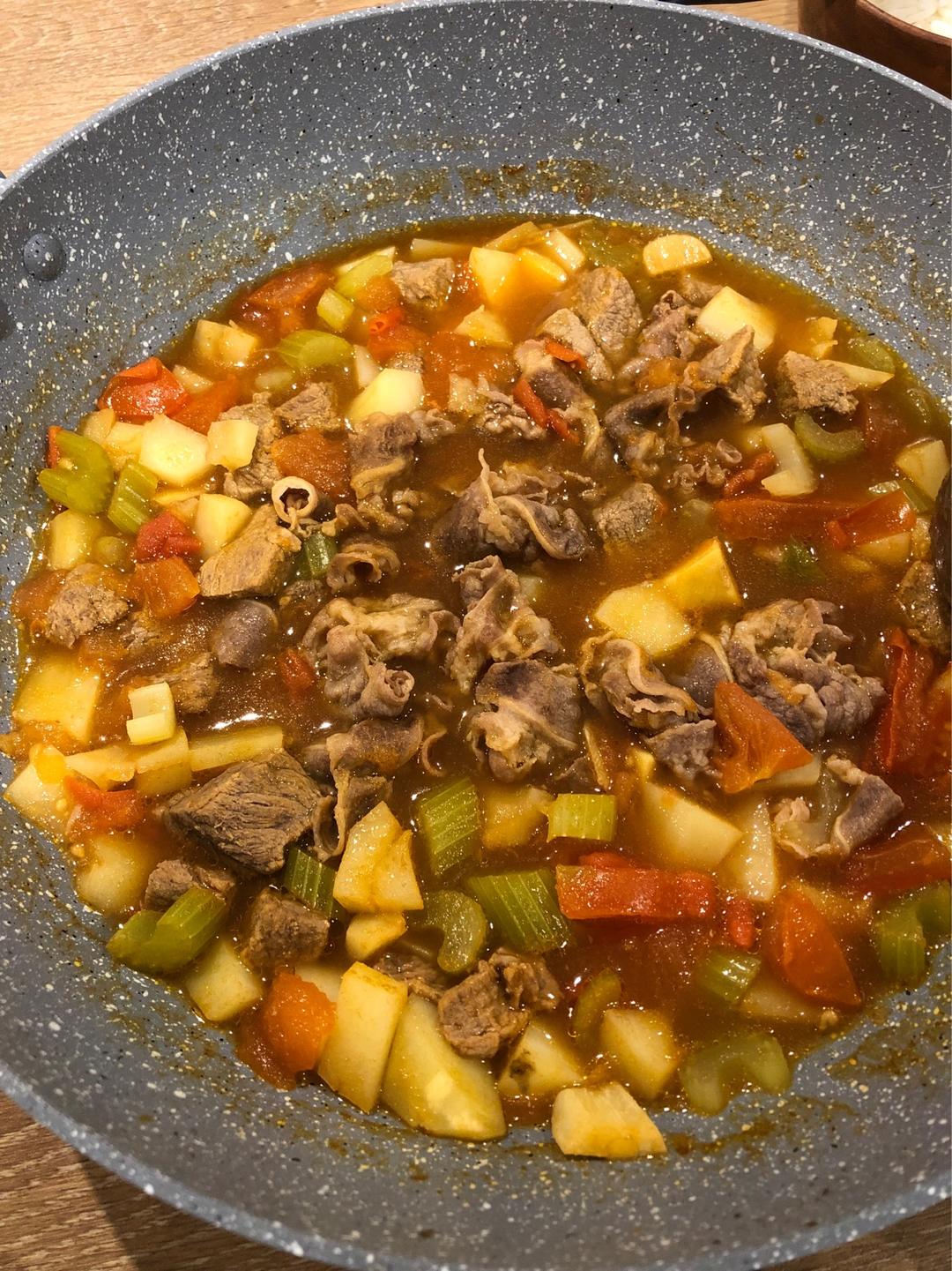 好喝开胃❗️连汤汁都不剩的番茄土豆肥牛汤。