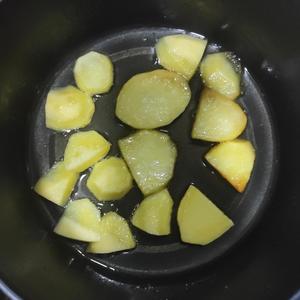 【宿舍日记】超下饭的干锅土豆片的做法 步骤1