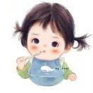 努力学做菜的幼稚园小孩