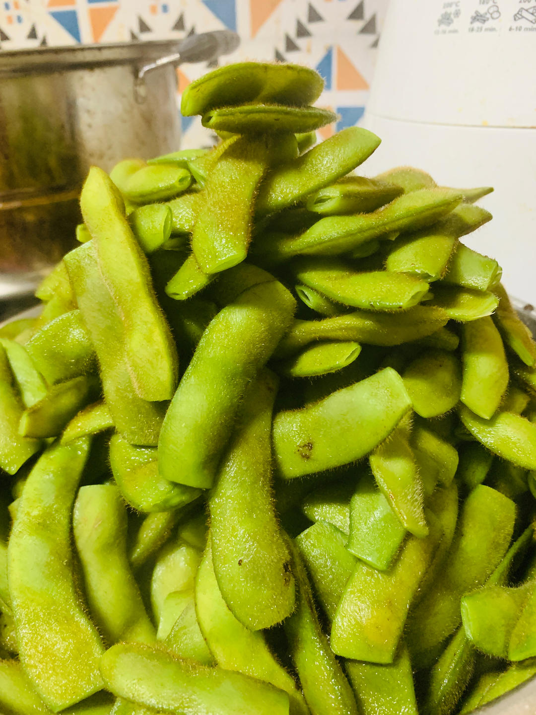 煮毛豆—不会变色版