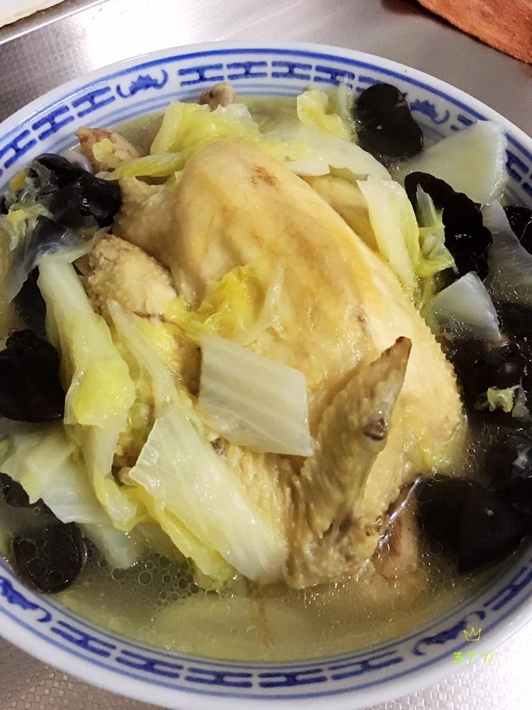 三黄鸡大白菜的做法