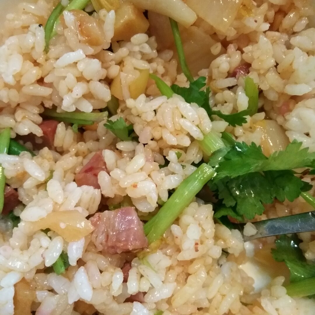 泡菜火腿炒饭——简单淳朴的美味