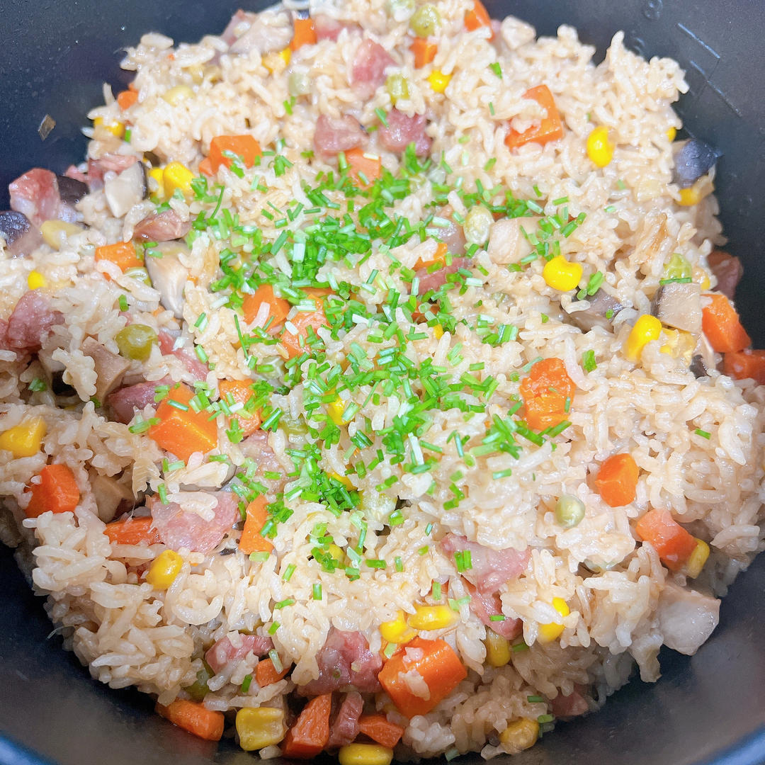 懒人必备～电饭煲腊肠焖饭