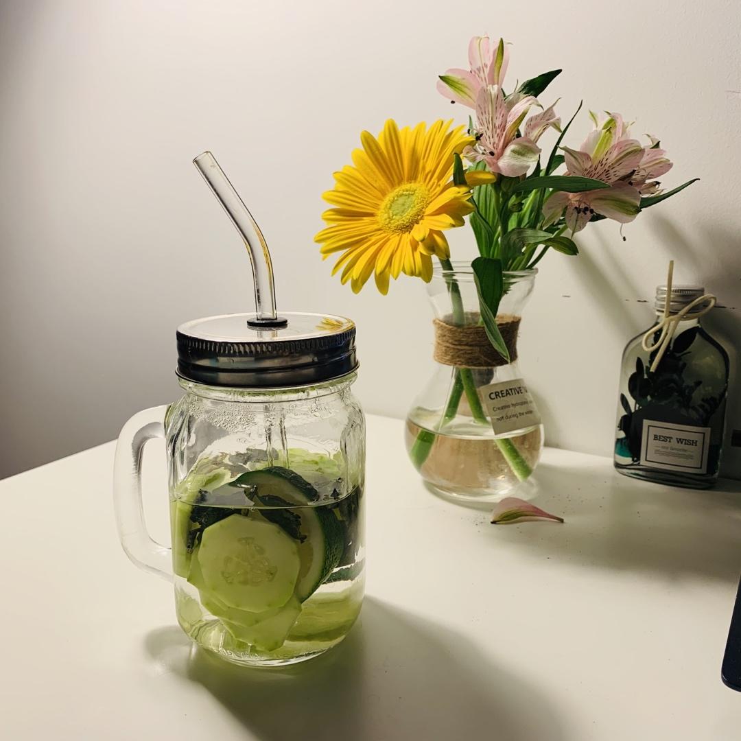 Detox Water 薄荷青瓜水