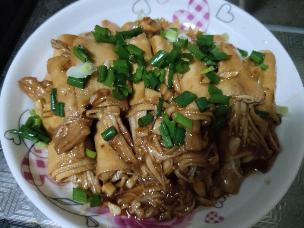 比肉还好吃的金针菇豆皮卷